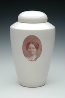 Cremation Urn