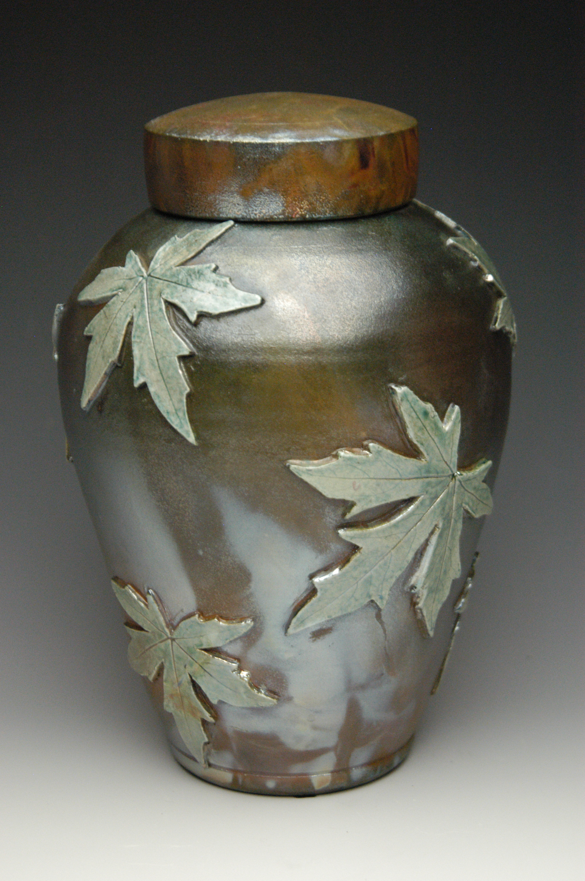 hand thrown ceramic stoneware cremation urns, funeral urns or funerary urns