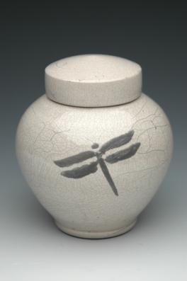 hand thrown ceramic stoneware cremation urns, funeral urns or funerary urns