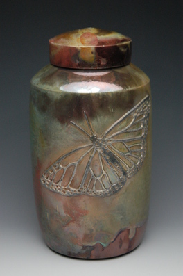 hand thrown ceramic stoneware cremation urns, funeral urns or funerary urns