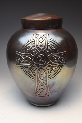 hand thrown ceramic stoneware cremation urns, funeral urns or funerary urns